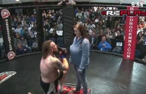 Jesse Roman proposals to his girlfriend at Hardrock MMA 96